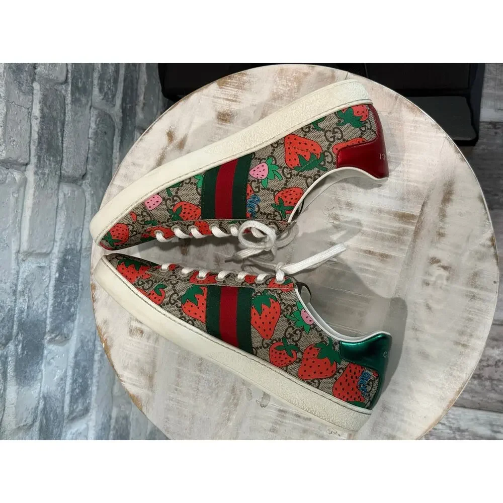Gucci Ace GG Supreme Strawberry Sneakers size 39.5 eu 9.5w 433900